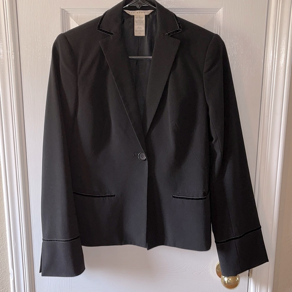 Max Studio black blazer